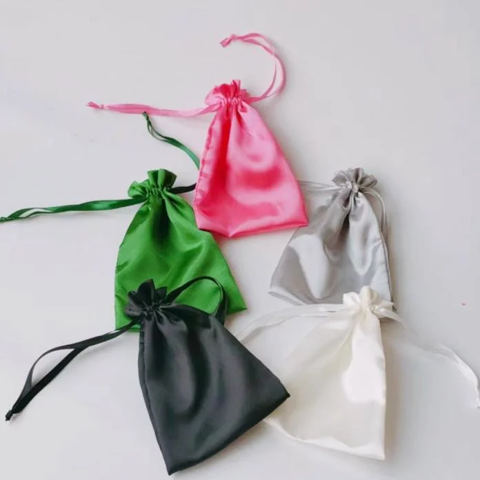 Custom Green Smooth Drawstring Wig Packaging Satin Bag